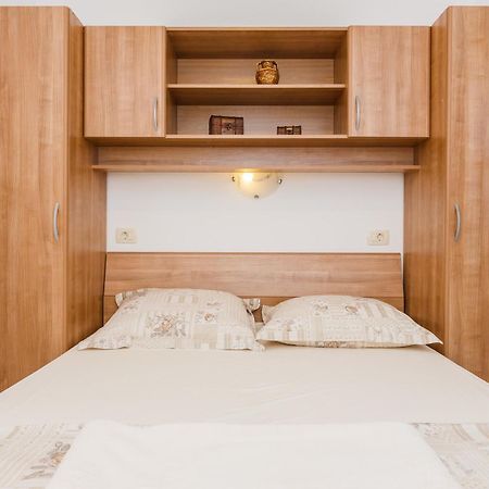 Apartments Viljac Трогир Экстерьер фото