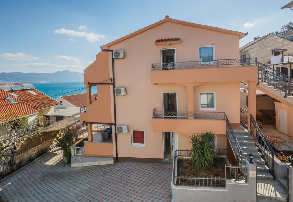 Apartments Viljac Трогир Экстерьер фото