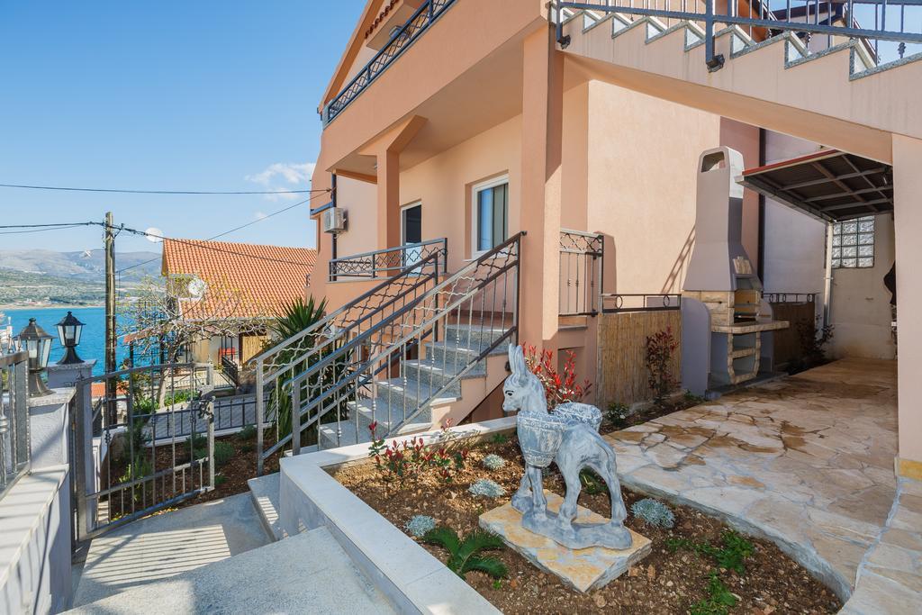 Apartments Viljac Трогир Экстерьер фото
